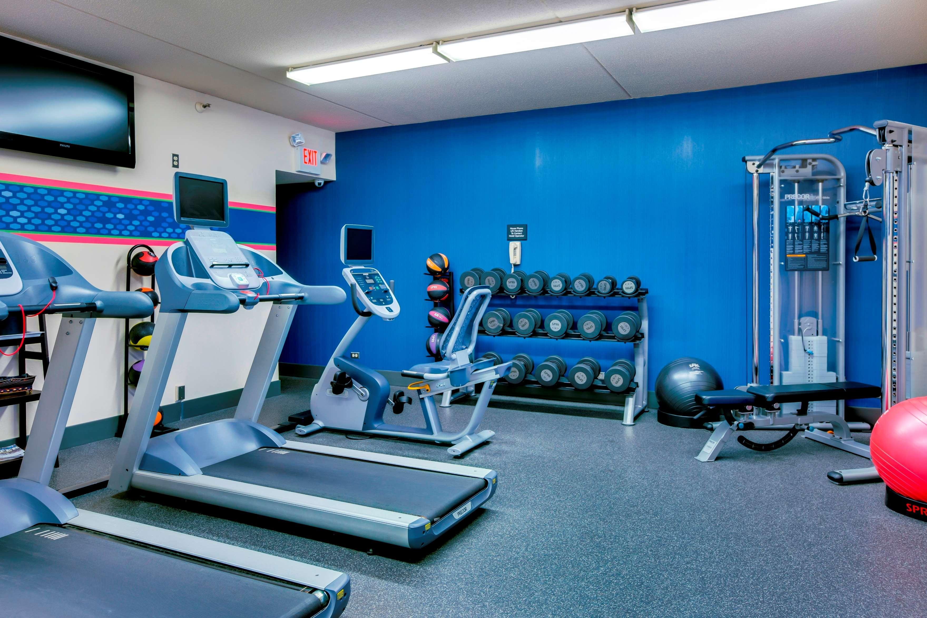Hyatt Regency Pittsburgh International Airport Hotel 4*